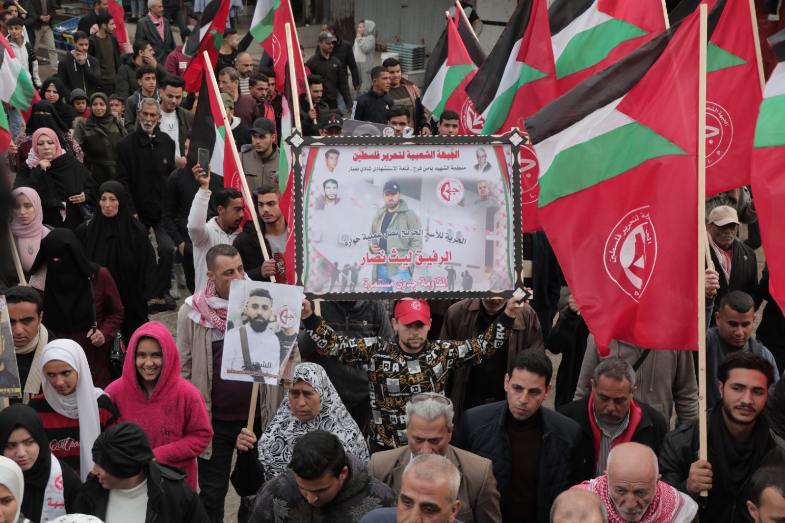 الجبهة الشعبيّة تنظّم مسيرة جماهيريّة ومهرجانًا حاشدًا في مخيم الشاطئ غرب محافظة غزّة على شرف  يوم الشهيد الجبهاوي 666.jpg