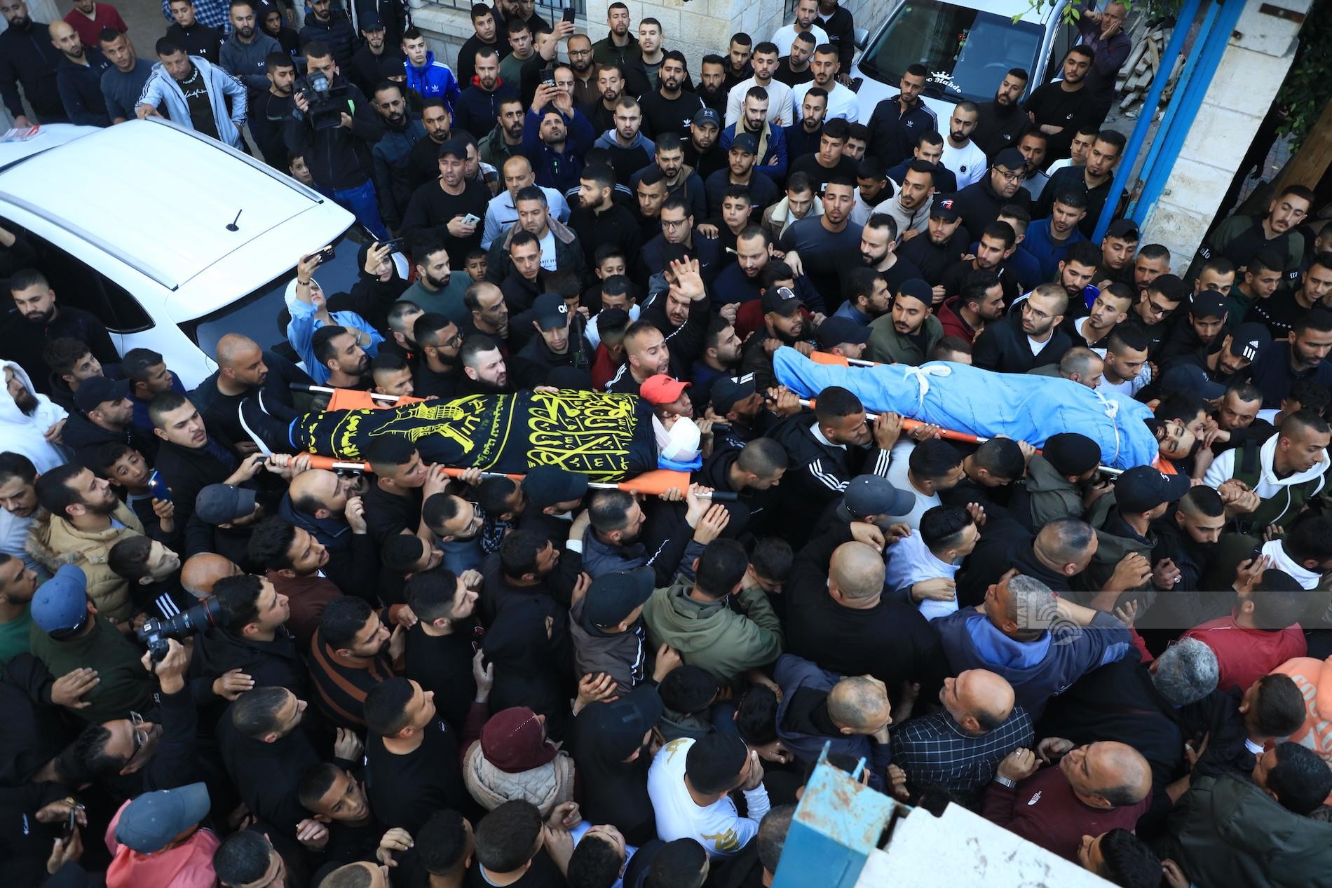 تشييع جثامين الشهداء الأربعة الذين استشهدوا برصاص قوات الاحتلال وسط مدينة جنين 1.jpg