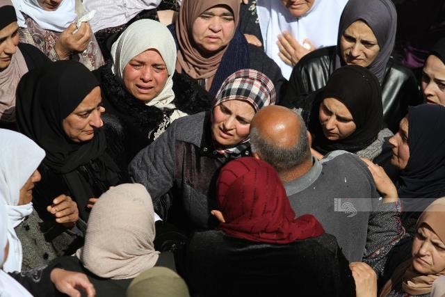 تشييع جثامين الشهداء احمد فشافشة (22 عاما) ونايف ملايشة (25 عاما) وسفيان فاخوري (30 عاما) لمثواهم الاخير في بلدة جبع جنوب جنين 3.jpg