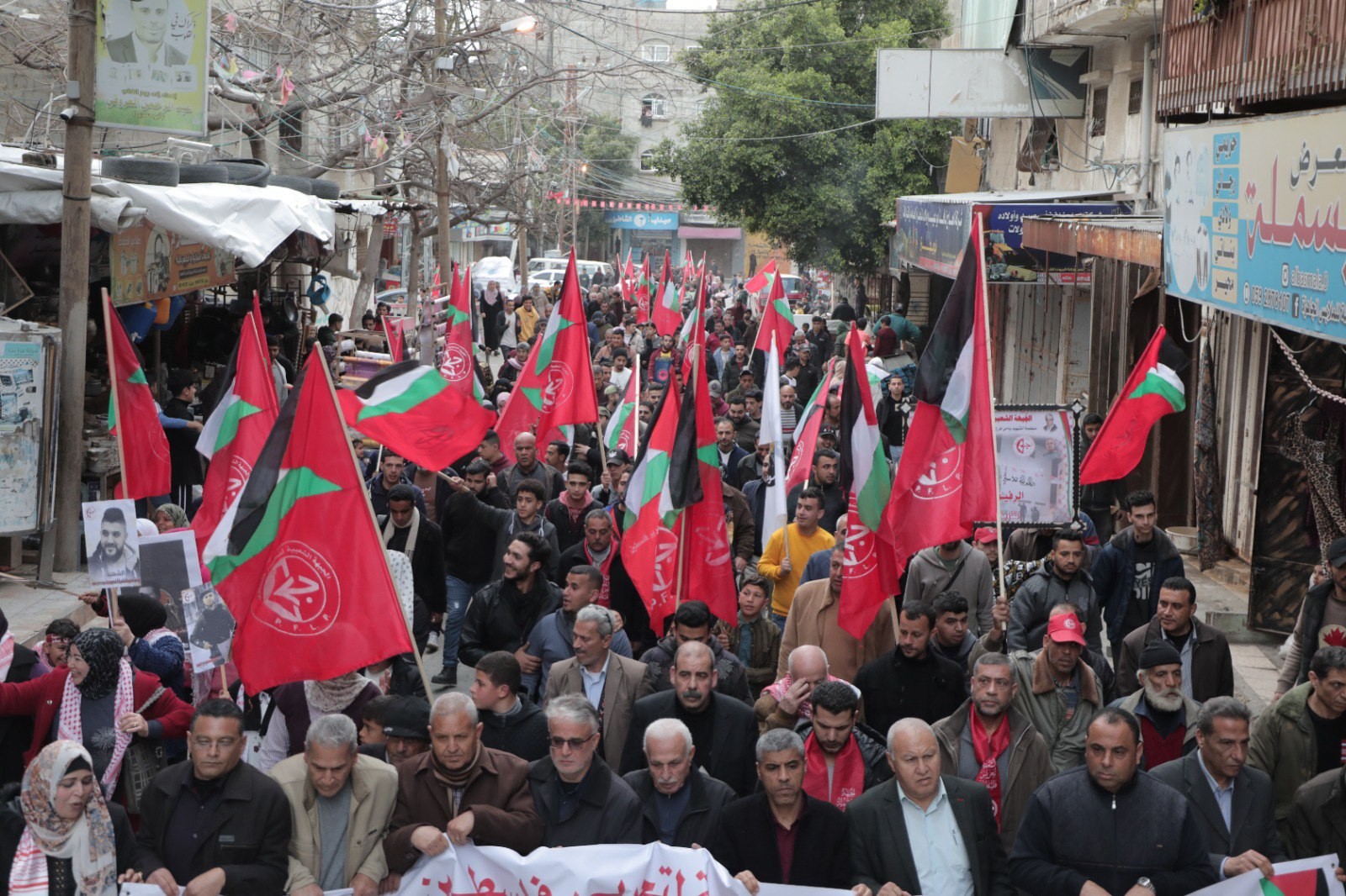الجبهة الشعبيّة تنظّم مسيرة جماهيريّة ومهرجانًا حاشدًا في مخيم الشاطئ غرب محافظة غزّة على شرف  يوم الشهيد الجبهاوي 773.jpg
