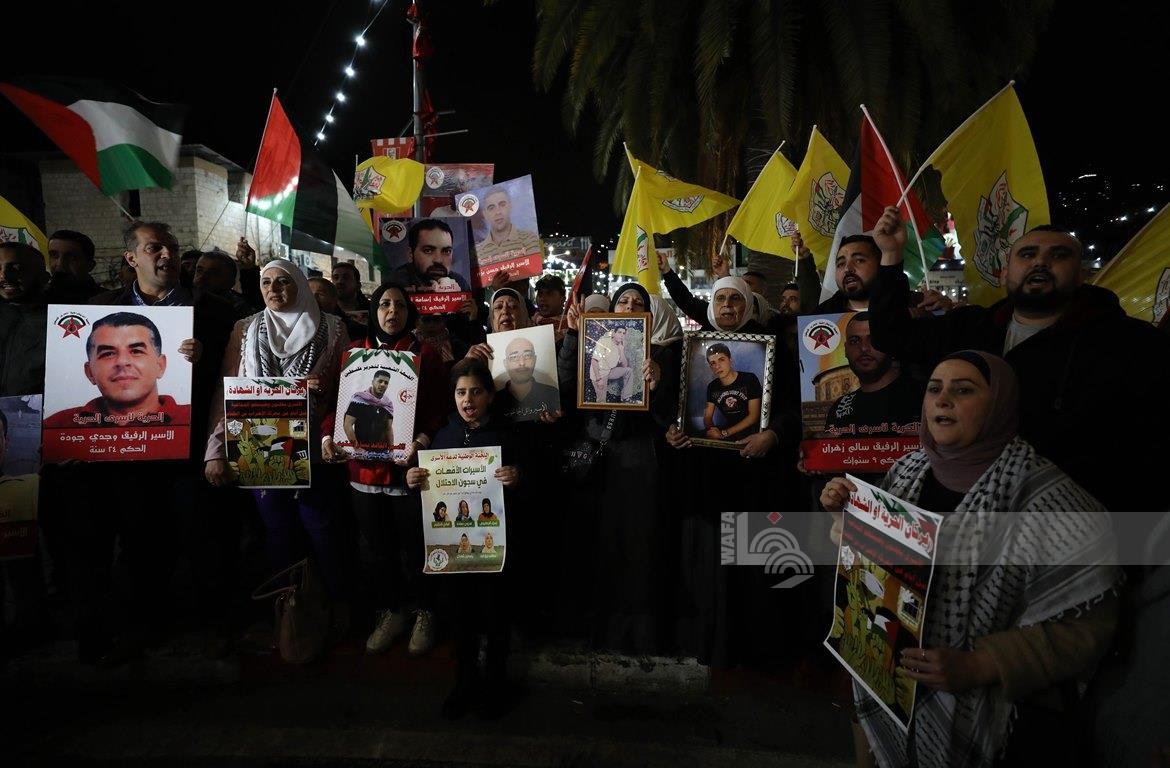 مسيرة دعم وإسناد للأسرى في سجون الاحتلال، وسط مدينة نابلس 7.jpg