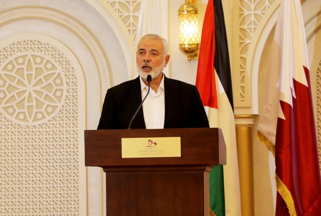 حماس تنظم لقاءً رمضانيًا مع سفراء وممثلي الدول العربية والإسلامية الصديقة في قطر 68.jpg