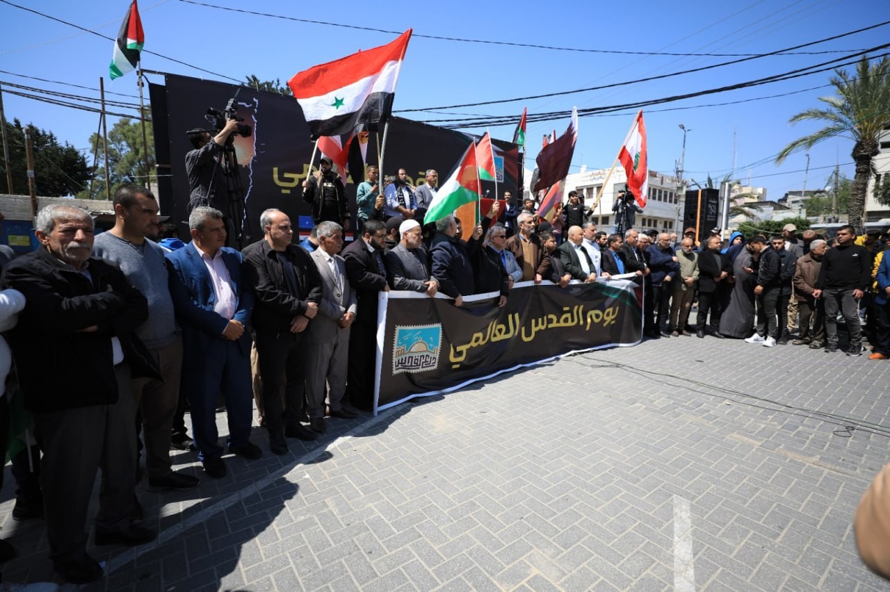 القوى الوطنية والإسلامية بغزة تنظم وقفة جماهيرية واسعة لإحياء يوم القدس العالمي 11.jpg