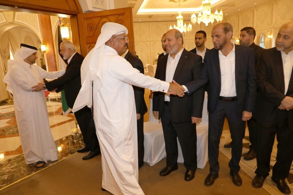 حماس تنظم لقاءً رمضانيًا مع سفراء وممثلي الدول العربية والإسلامية الصديقة في قطر 8.jpg