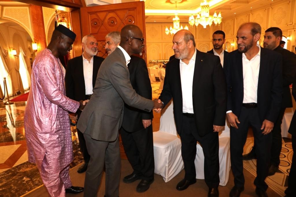 حماس تنظم لقاءً رمضانيًا مع سفراء وممثلي الدول العربية والإسلامية الصديقة في قطر 3.jpg