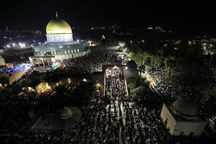 ليلة القدر في المسجد الأقصى المبارك 2.jpg