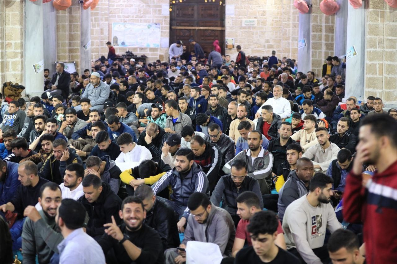 إحياء ليلة الـ 27 من شهر رمضان في المسجد العمري الكبير بمدينة غزة 3.jpg