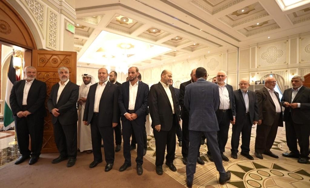 حماس تنظم لقاءً رمضانيًا مع سفراء وممثلي الدول العربية والإسلامية الصديقة في قطر 5.jpg