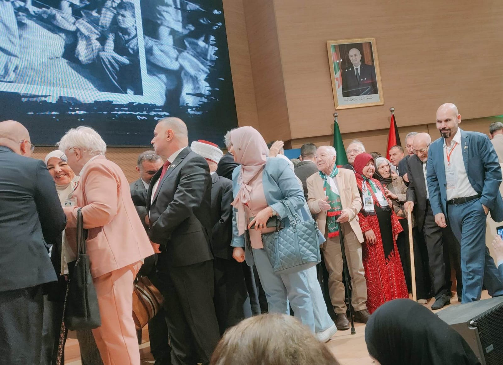 الجزائر  تحيي ذكرى (75) النكبة بملتقى دولي بمشاركة وزراء الدولة والبعثات الدبلوماسية المعتمدة 322.jpg