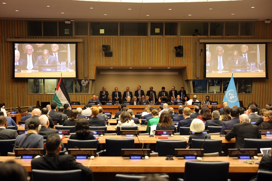نيويورك - الرئيس محمود عباس،لدى إلقائه خطابا في الأمم المتحدة إحياء لذكرى النكبة لأول مرة منذ 75 عاما 8.jpg