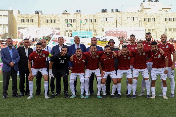 نادي الوحدات الأردني يحتفل بتتويجه باللقب 74.jpg