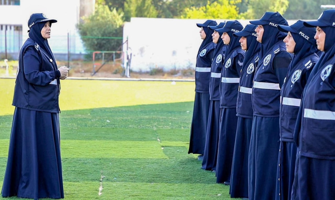 الشرطة النسائية بغزة تبدأ صباح اليوم في تأمين لجان امتحانات الثانوية العامة بهدف توفير الأجواء المناسبة لكافة الطالبات 54.jpg