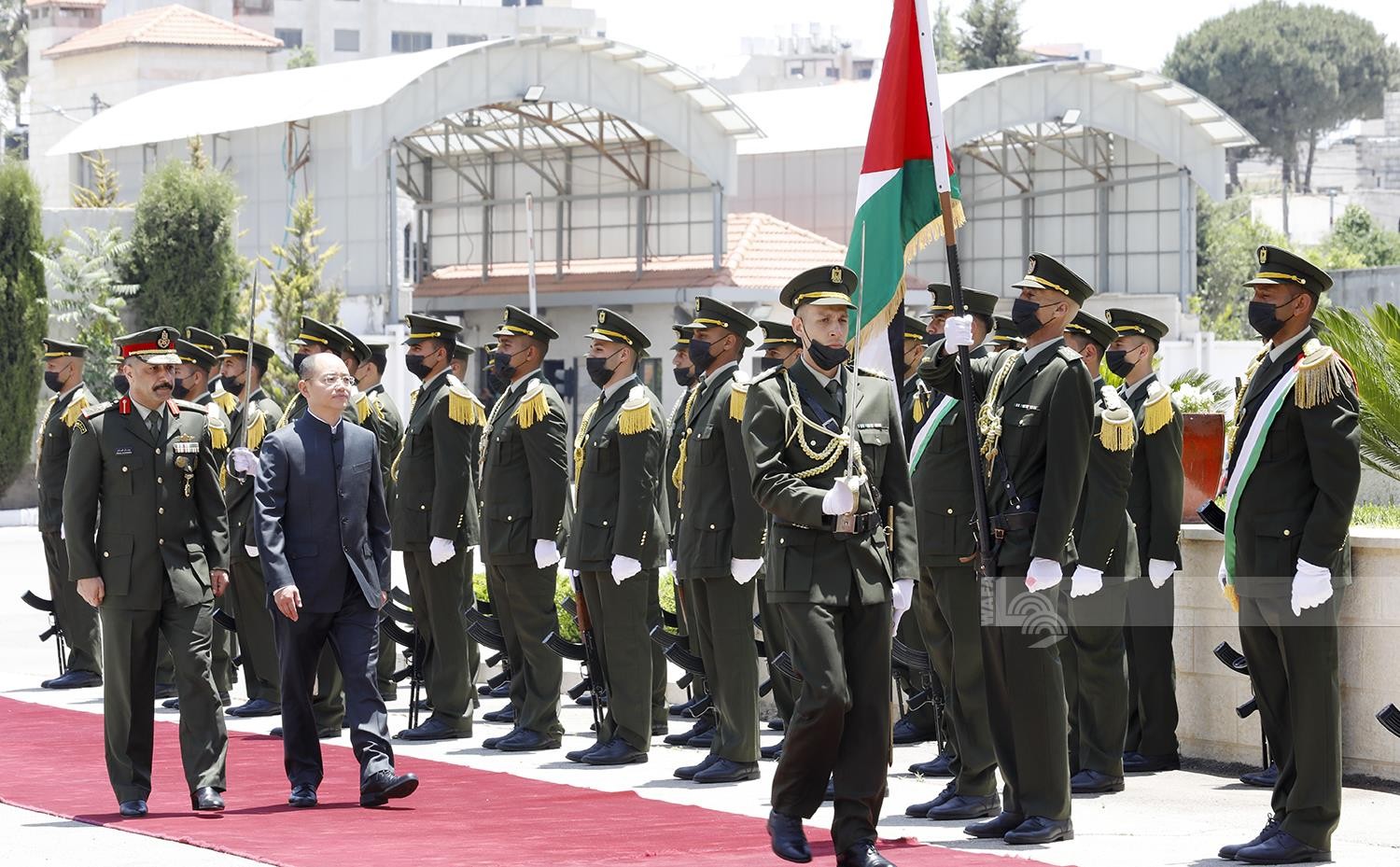 مراسم استقبال رئيس مكتب تمثيل جمهورية الصين الشعبية لدى دولة فلسطين السفير تسنغ جيشين.jpg