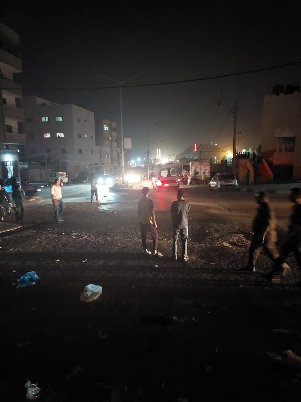 مكان الانفجارات غرب مدينة غزة 76.jpg
