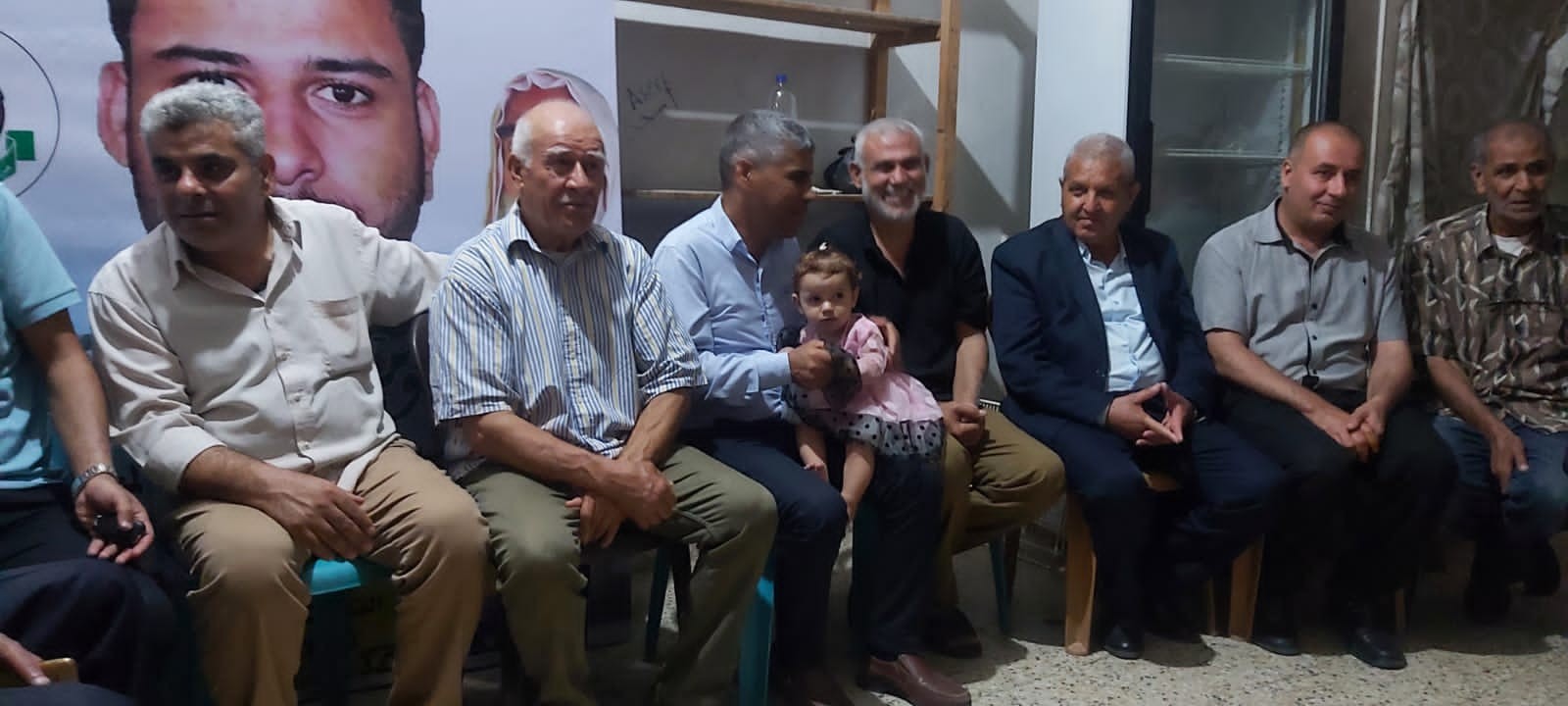 وفدٌ قياديٌّ من الشعبيّة بغزة يزور عوائل شهداء معركة ثأر الأحرارر 11.jpg
