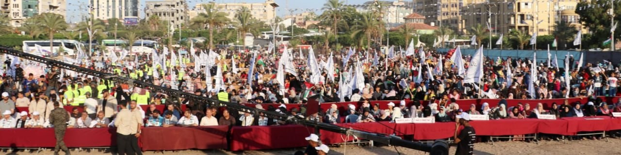حركة الأحرار الفلسطينية مهرجاناً جماهيرياً  في غزة.jpg