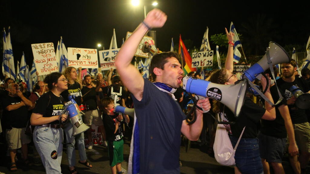 تجدد التظاهرات ضد حكومة نتنياهو للأسبوع الـ27 على التوالي 11.jpg