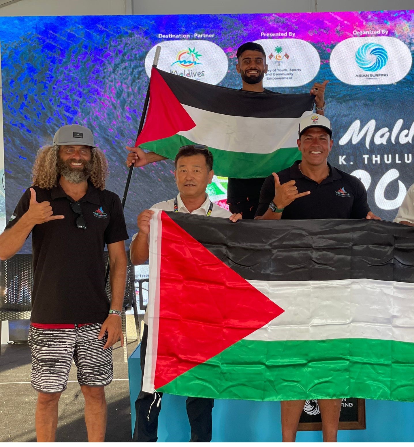 اختتام بطولة ركوب الأمواج المقامة في المالديف بمشاركة فلسطين  7.jpg