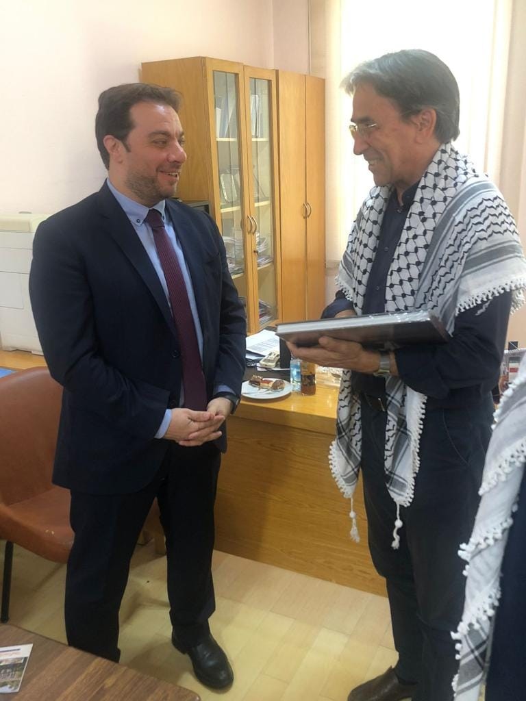 سفارة دولة فلسطين بالقاهرة توقع اتفاقية تعاون مع جامعة هليوبوليس لتخفيض الرسوم الدراسية  للطلبة الفلسطينيين  بنسبة خمسين بالمئة 5.jpg