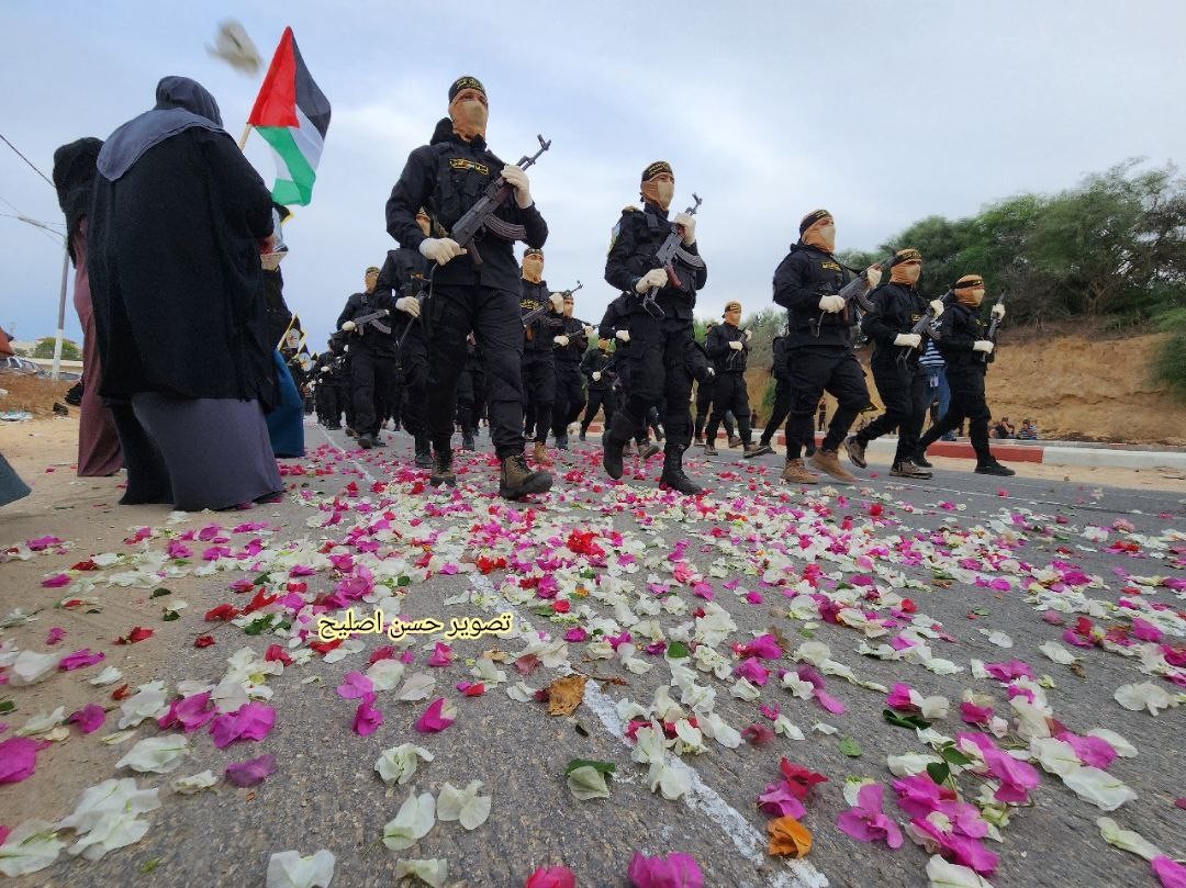 سرايا القدس الذراع المسلح لحركة الجهاد الإسلامي في فلسطين تنظم مسيرا عسكريا جنوب مدينة غزة في ذكرى الانطلاقة الـ36 65.jpg