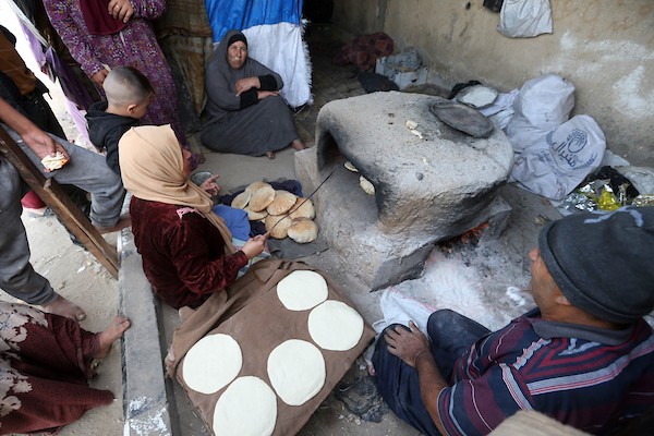 خبز من الغبار والمعكرونة (6).jpg
