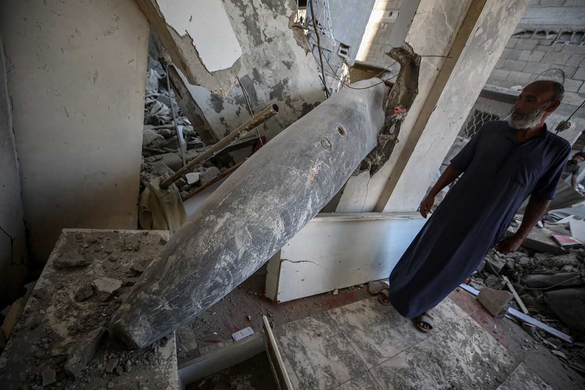 قنبلة من طراز مارك 84 في منزل عائلة الحتو (9).jpg