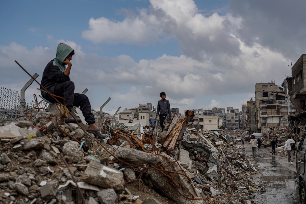 وفد من الأمم المتحدة يتفقد حوض تجميع مياه الصرف الصحي في حي الشيخ رضوان بمدينة غزة (28).jpg