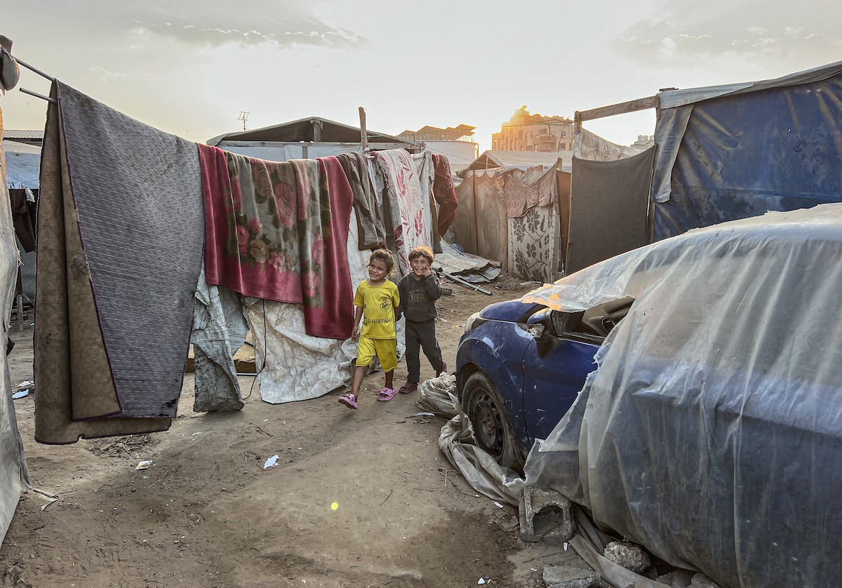 خيام مهترئة لا تحمي من البرد أو المطر.. مخيم النصيرات، وسط قطاع غزة، في 5 نوفمبرتشرين الثاني 2025 (2).jpg