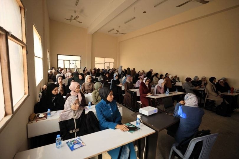 الجامعة الإسلامية في غزة تعيد طلابها لمقاعد الدراسة 1.jpg