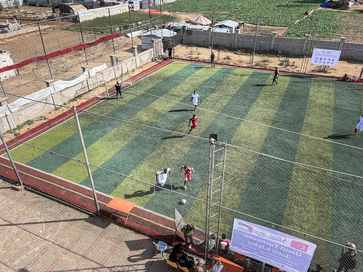 رياضيون فلسطينيون مبتورو الأطراف ضمن فعاليات بطولة الأمل لكرة القدم التي نظمتها جمعية د (33).jpg