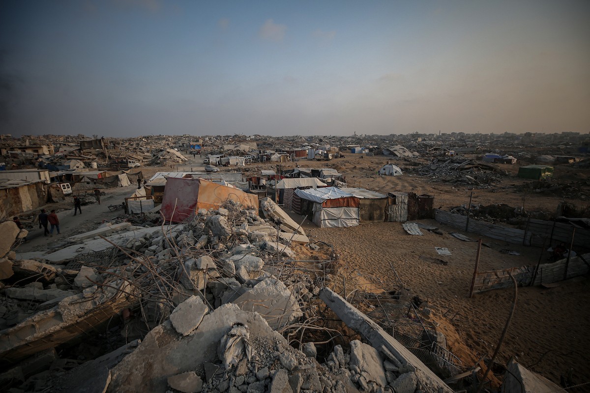 العائلات الفلسطينية العائدة إلى جباليا في شمال قطاع غزة تواصل حياتها بوسائل محدودة (15).jpg