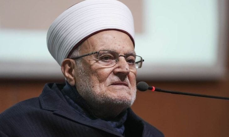 الشيخ عكرمة صبري.jpg