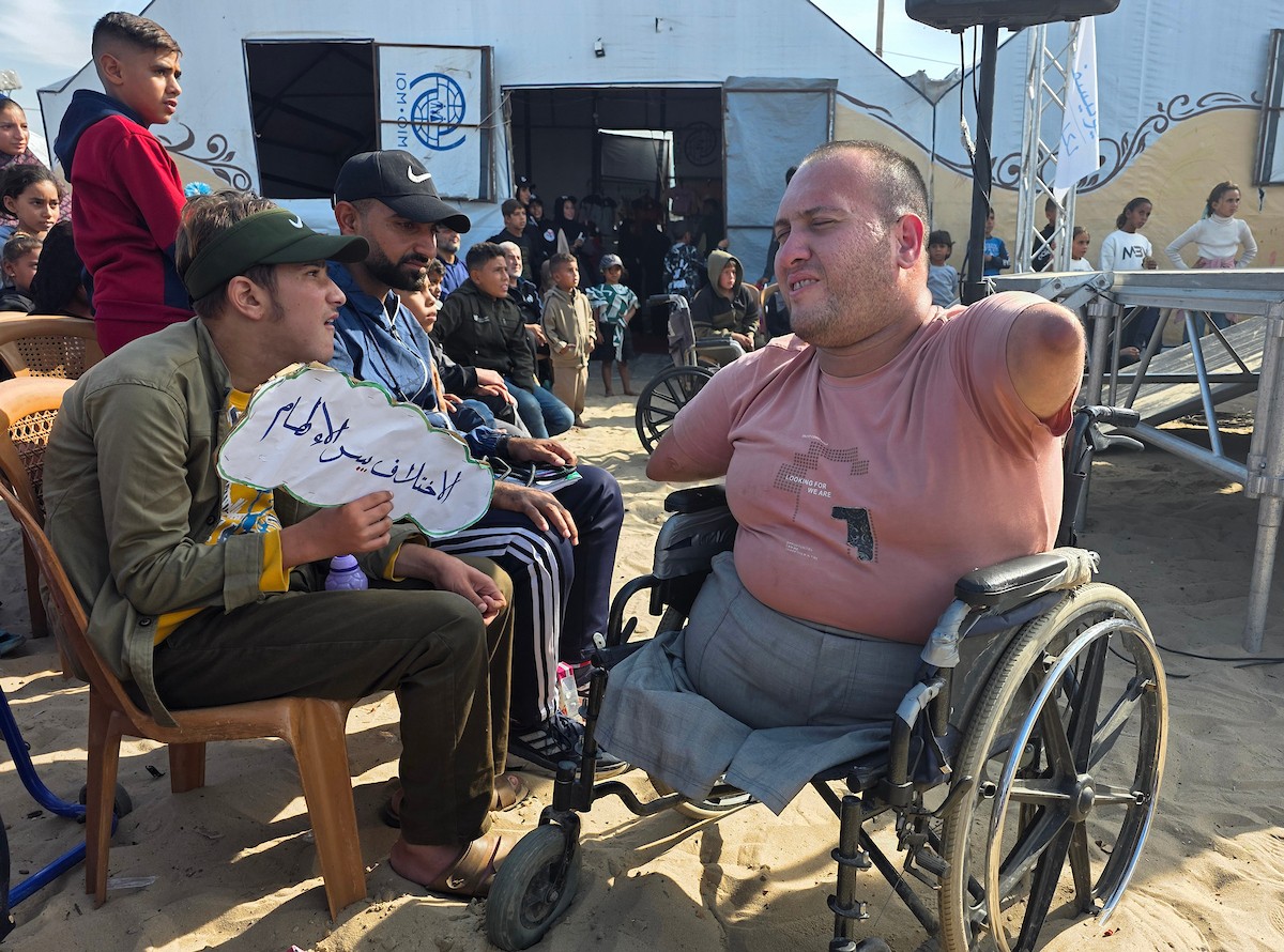 شارك فلسطينيون من ذوي الإعاقة في فعالية بمناسبة اليوم العالمي للأشخاص ذوي الإعاقة في خان يونس، جنوب قطاع غزة (2).jpg