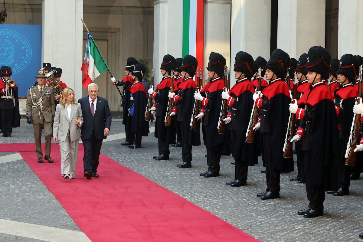 التقى الرئيس الفلسطيني محمود عباس (أبو مازن) برئيس الوزراء الإيطالي ميلوني اليوم في قصر كيجي، روما، إيطاليا، 12 ديسمبر/كانون الأول 2025