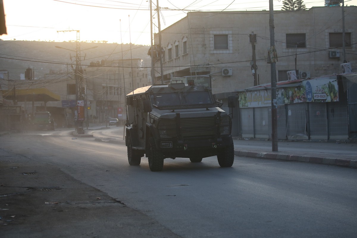 تعزيزات عسكرية إسرائيلية في بلدة  قباطية، جنوب جنين في شمال الضفة الغربية، 26 ديسمبر/كانون الأول 2025. صورة: محمد ناصر