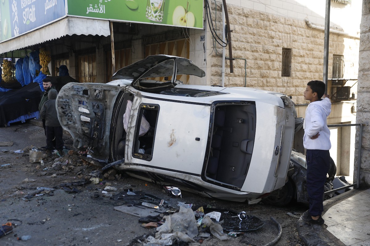 الجيش الإسرائيلي يشن عملية عسكرية واسعة النطاق في الخليل، جنوب الضفة الغربية، 19 يناير/كانون الثاني 2026. صورة: مأمون وزواز