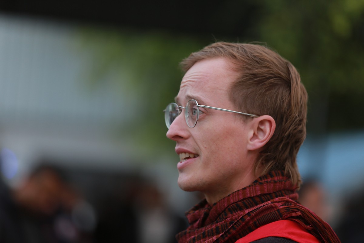 وصول 15 جثة لفلسطينيين سلمتها إسرائيل عبر اللجنة الدولية للصليب الأحمر إلى مجمع الشفاء الطبي في مدينة غزة، 29 يناير/كانون الثاني 2026. تصوير: عمر أشتوي