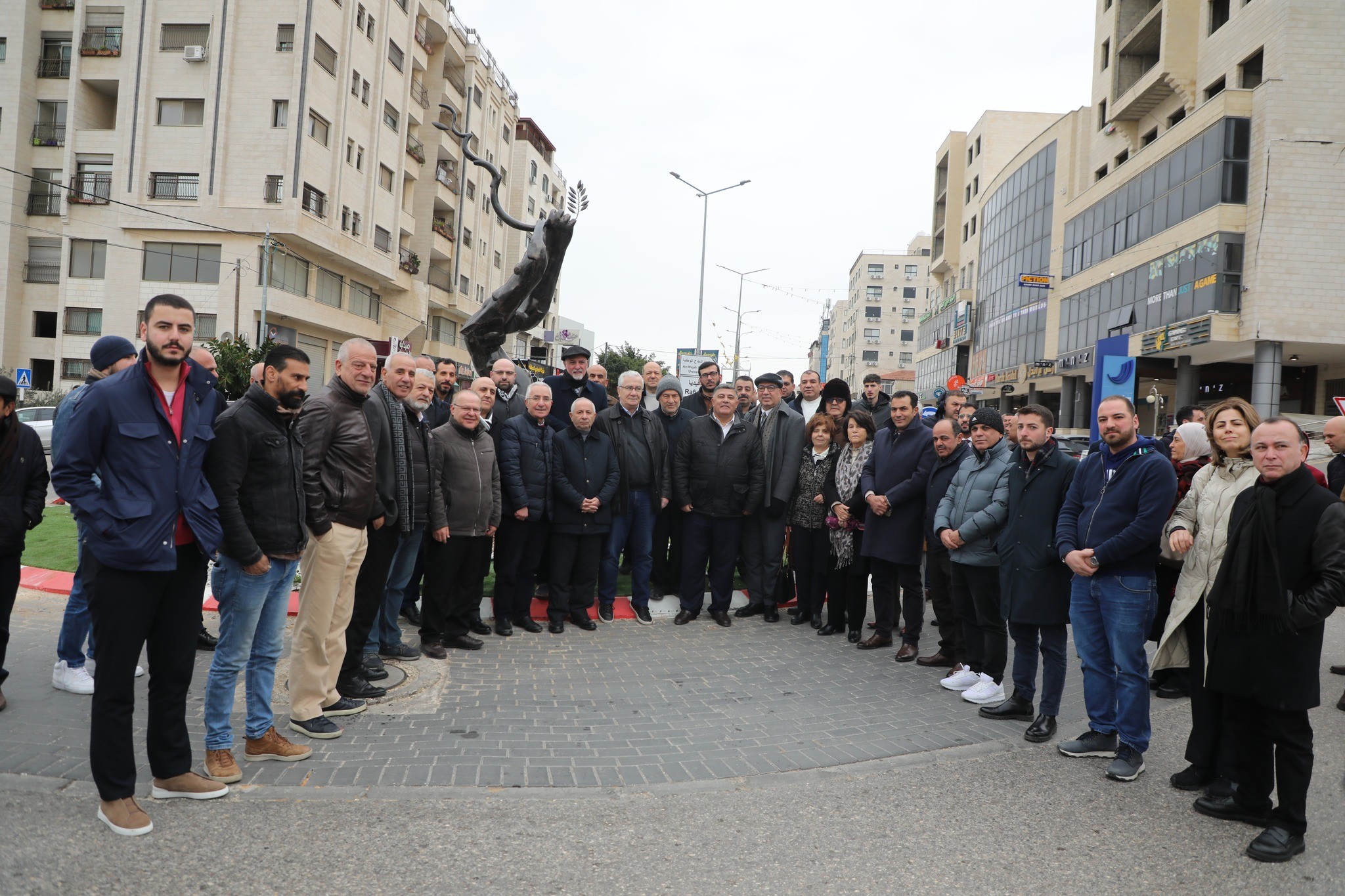 مؤسسات نابلس وفعالياتها تدشن ميدان بسام الشكعة 91.jpg