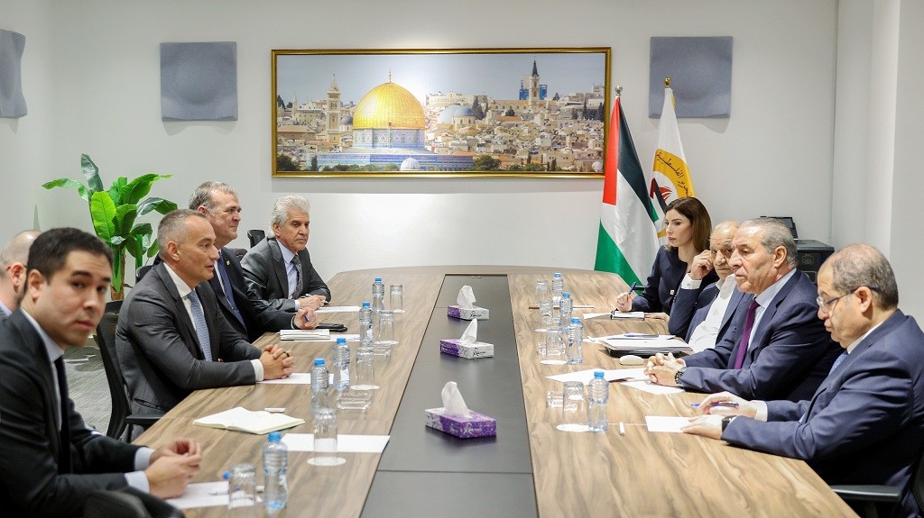 نائب الرئيس يبحث مع ملادينوف سبل تنفيذ المرحلة الثانية من خطة الرئيس ترمب بشأن غزة.jpeg