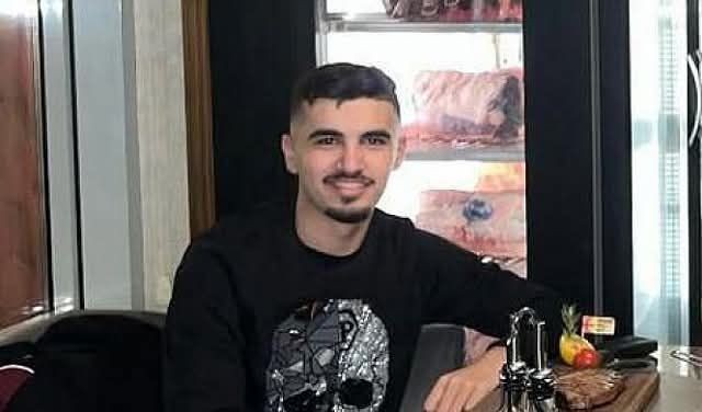 طالب الطب جاسر أبو عرار.jpg