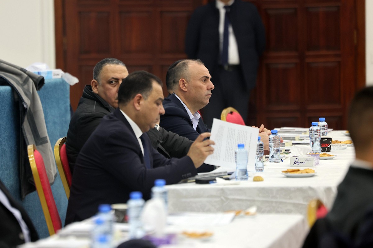 الرئيس الفلسطيني محمود عباس (أبومازن)، خلال رئاسته الجلسة الافتتاحية للدورة الثالثة عشرة للمجلس الثوري لحركة 