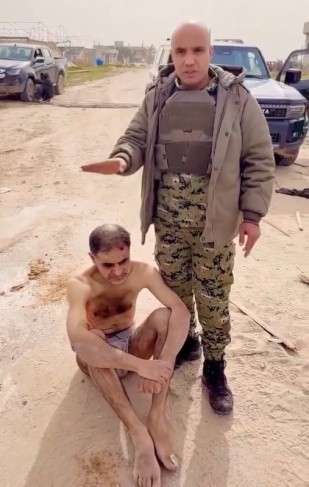 مجموعة مسلحة في رفح تنشر فيديو لاعتقال عنصر بحماس.jpg