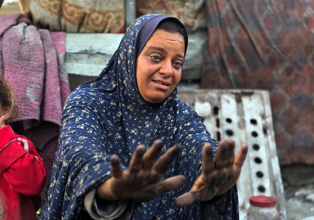 عائلات فلسطينية تُفطر في أول أيام شهر رمضان وسط ظروف معيشية قاسية وخطر دائم قرب ما يُسمى بـ