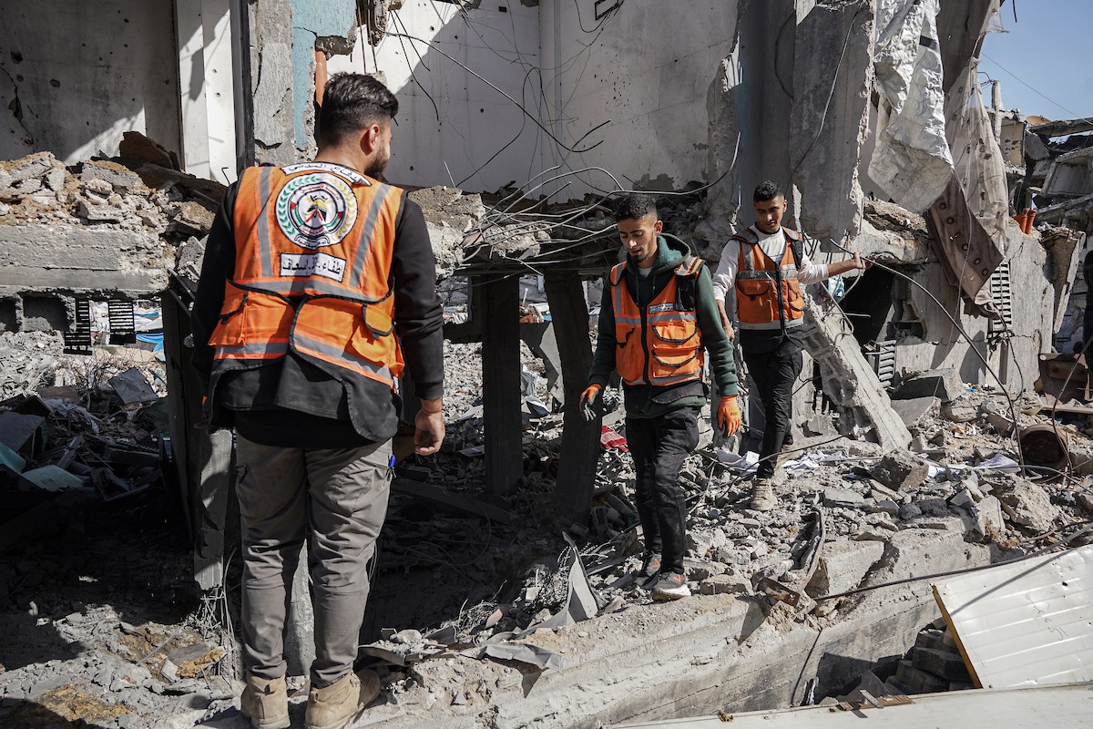 صورة للدمار الذي لحق بمركز شرطة في حي الشيخ رضوان بمدينة غزة، بعد استهداف الجيش الإسرائيلي له في 31 يناير/كانون الثاني 2026. تصوير: عمر أشتوي