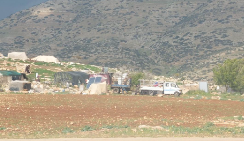 قرية العقبة.png