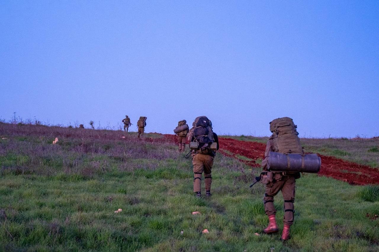 الجيش الإسرائيلي ينشر صور من نقاط تمركز قواته في جنوب لبنان 1.jpg