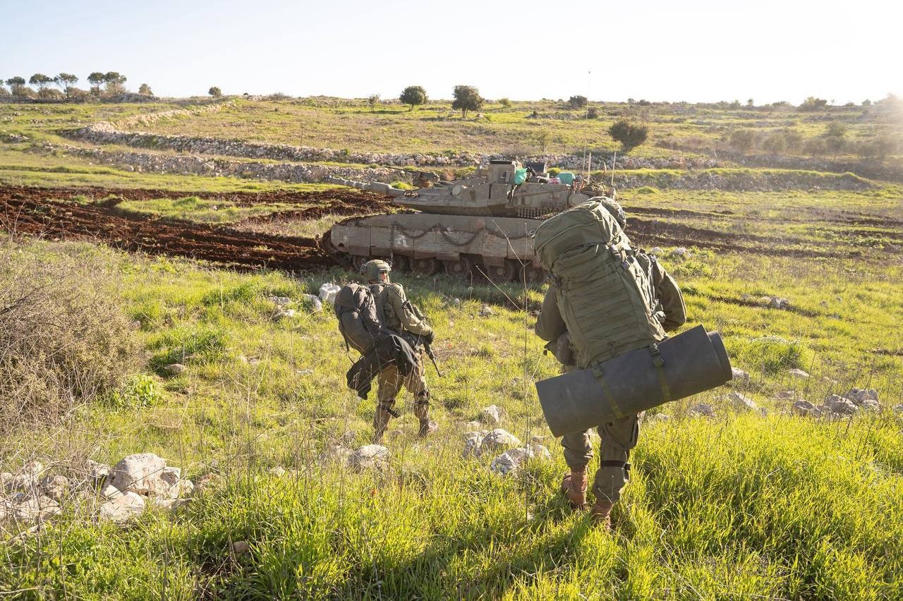 الجيش الإسرائيلي ينشر صور من نقاط تمركز قواته في جنوب لبنان 22.jpg