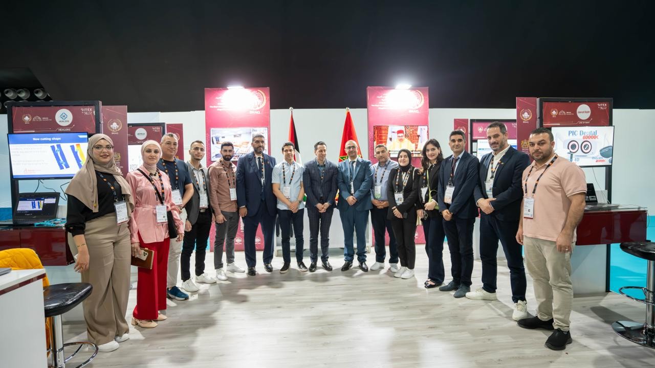 ا اختتام برنامج  بيت مال القدس لحضانة الفوج الخامس من الشركات الفلسطينية الناشئة.jpg