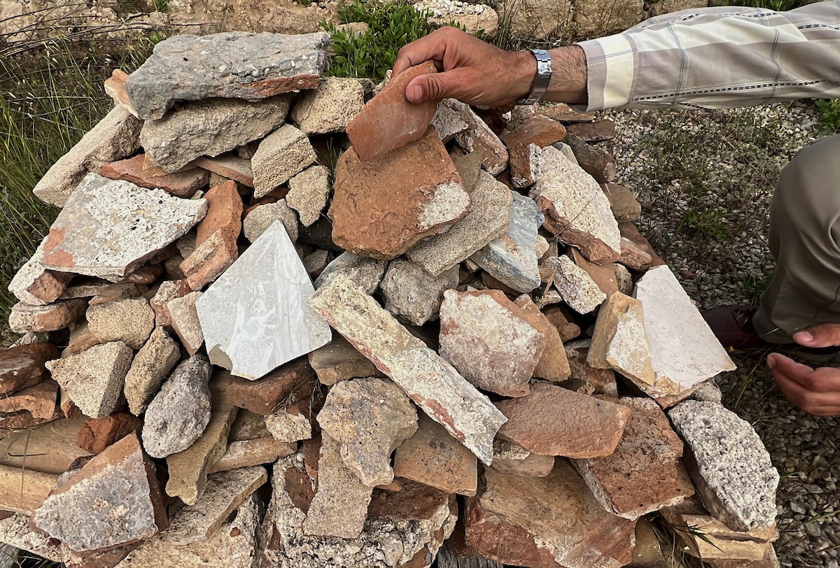 دير القديس هيلاريون وسط قطاع غزة المدرج على قائمة التراث العالمي وأحد أقدم المواقع الأثرية في الشرق الأوسط معرّض للخطر بسبب العدوان الإسرائيلي، النصيرات – وسط قطاع غزة، 18 أبريل/نيسان 2026، تصوير: يوسف أبو طفة