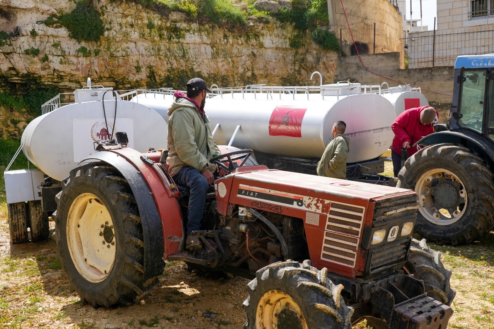 وكالة بيت مال القدس تختتم مشروع  صمود  الزراعي في قرى محافظة القدس.jpg